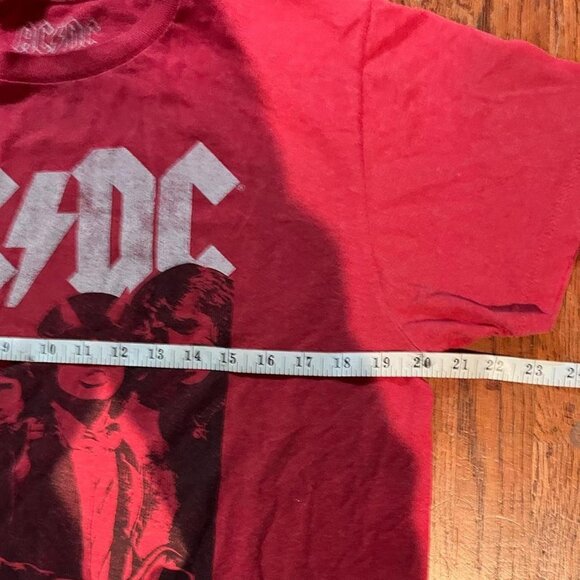 ACDC RAG Men's Medium Red and Black T-shirt - Picture 3 of 3